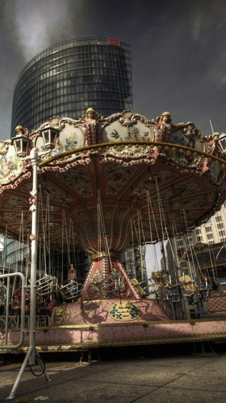 Berlin Carousel screenshot #1 750x1334