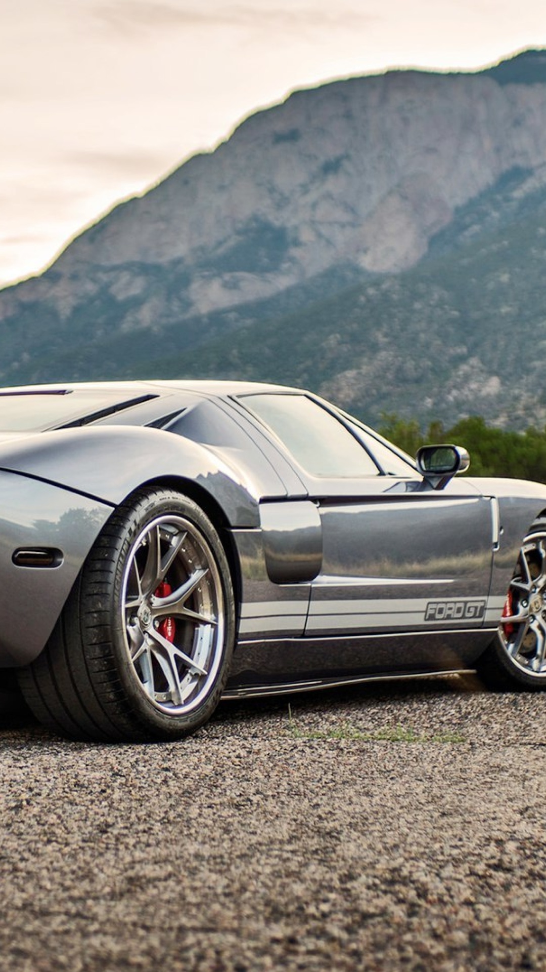 Fondo de pantalla Ford Mustang GT 1080x1920