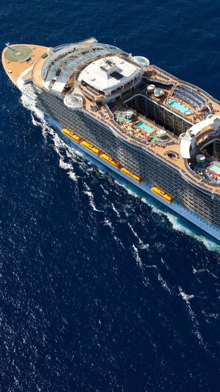 Screenshot №1 pro téma Allure of the Seas Cruise Ship 750x1334