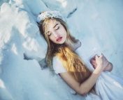 Screenshot №1 pro téma Sleeping Snow Beauty 176x144