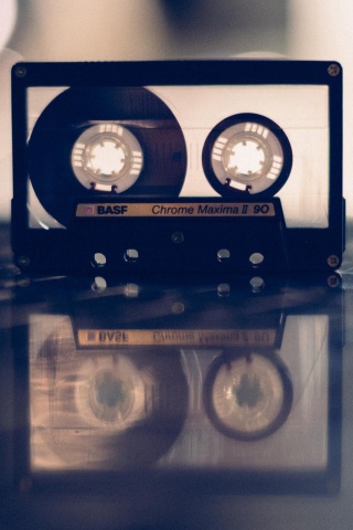 Обои Compact Audio Cassette BASF 320x480