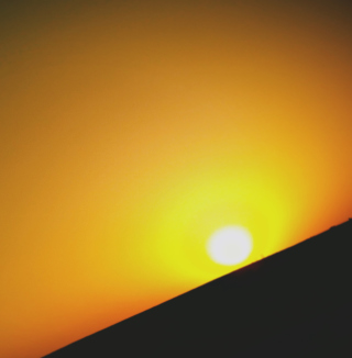 Black And Yellow Sun - Obrázkek zdarma pro 2048x2048