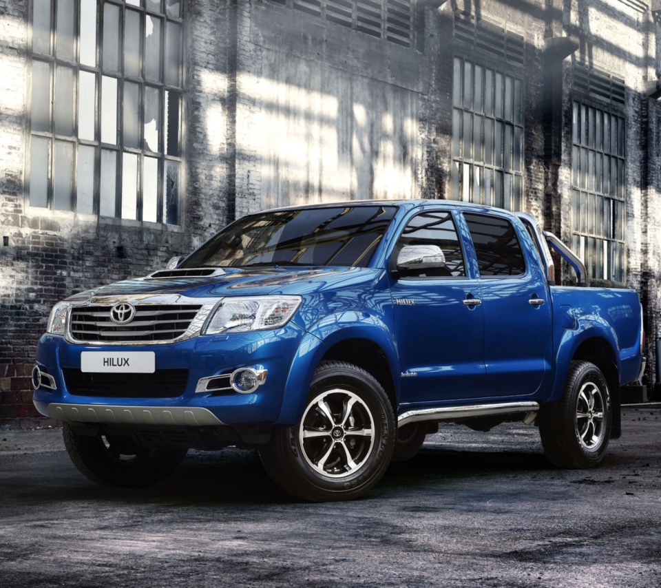 Toyota Hilux HDR wallpaper 960x854