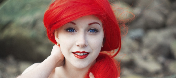Screenshot №1 pro téma Super Bright Red Hair 720x320