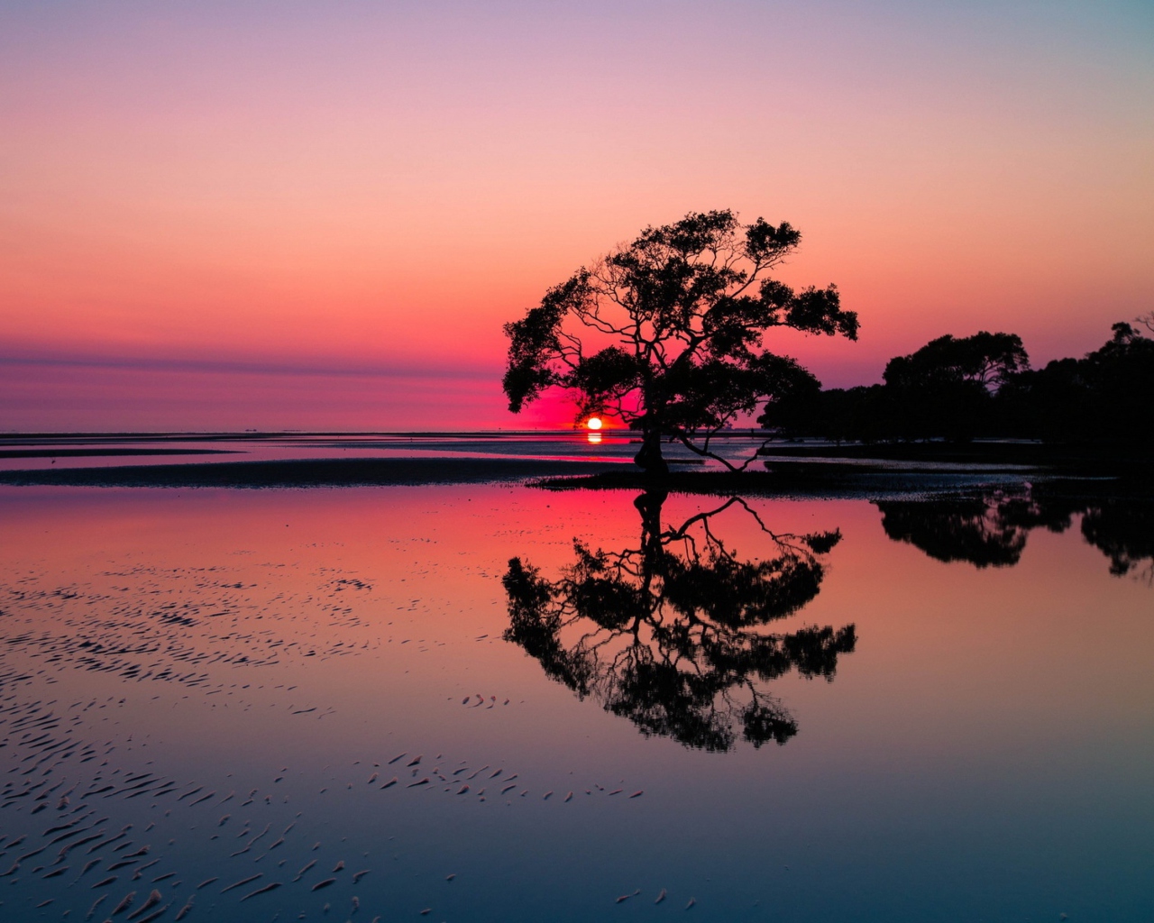Beautiful Sunset Lake Landscape screenshot #1 1280x1024