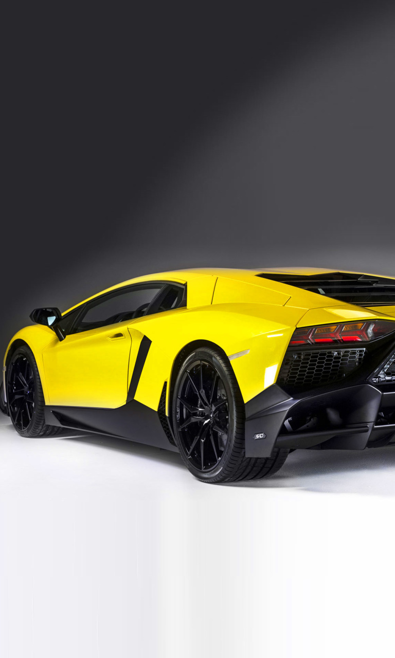 Fondo de pantalla Lamborghini Aventador LP 720 4 Roadster 768x1280
