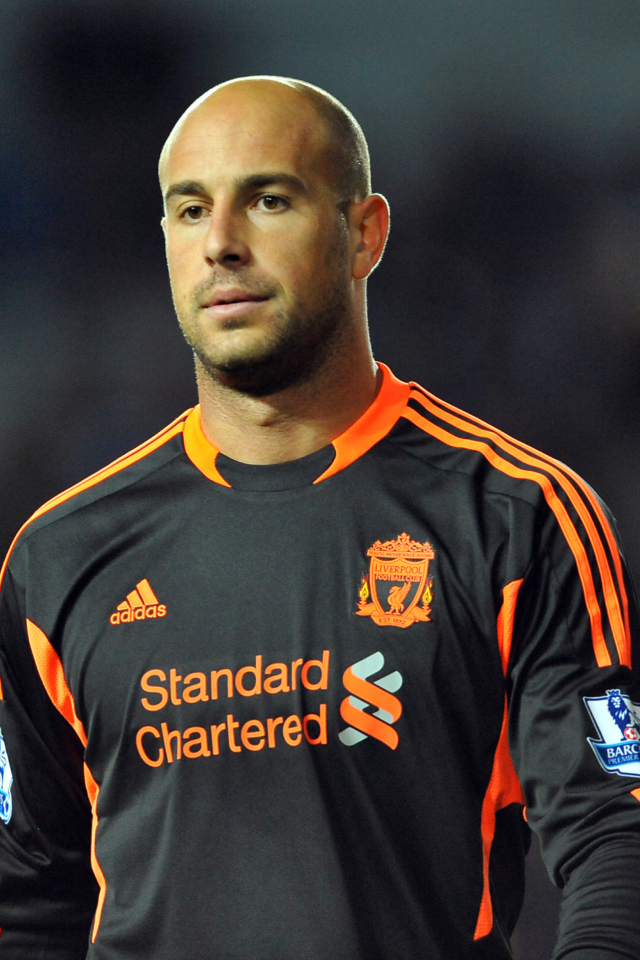 Screenshot №1 pro téma Pepe Reina - Liverpool 640x960