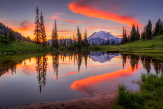 Emerald Lake, Carcross, Yukon sfondi gratuiti per cellulari Android, iPhone, iPad e desktop