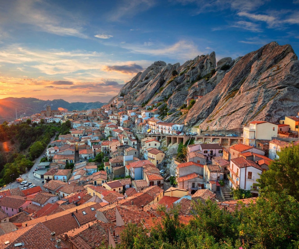 Basilicata Italy wallpaper 960x800