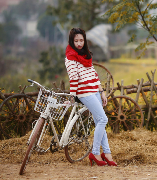 Girl On Bicycle - Obrázkek zdarma pro 128x160