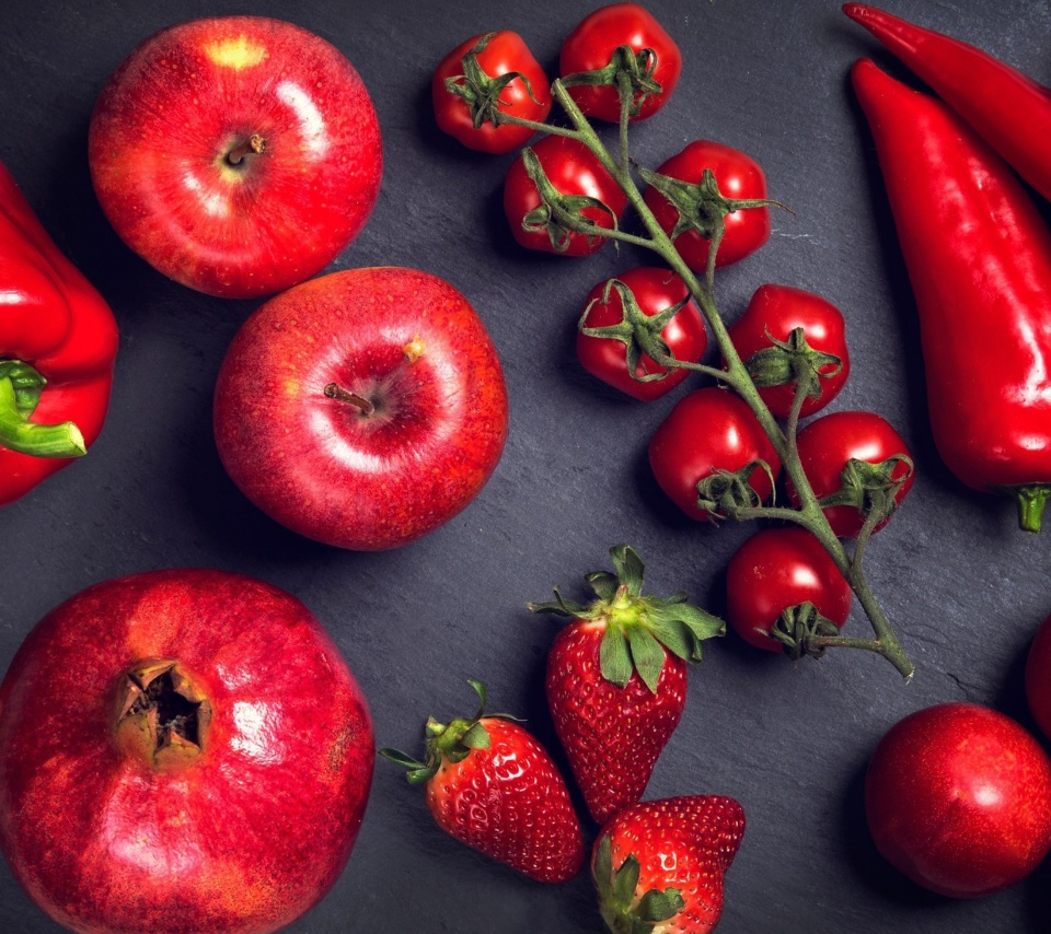 Das Red fruits and vegetables Wallpaper 960x854