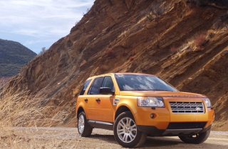 Land Rover Freelander 2 Wallpaper for Android, iPhone and iPad