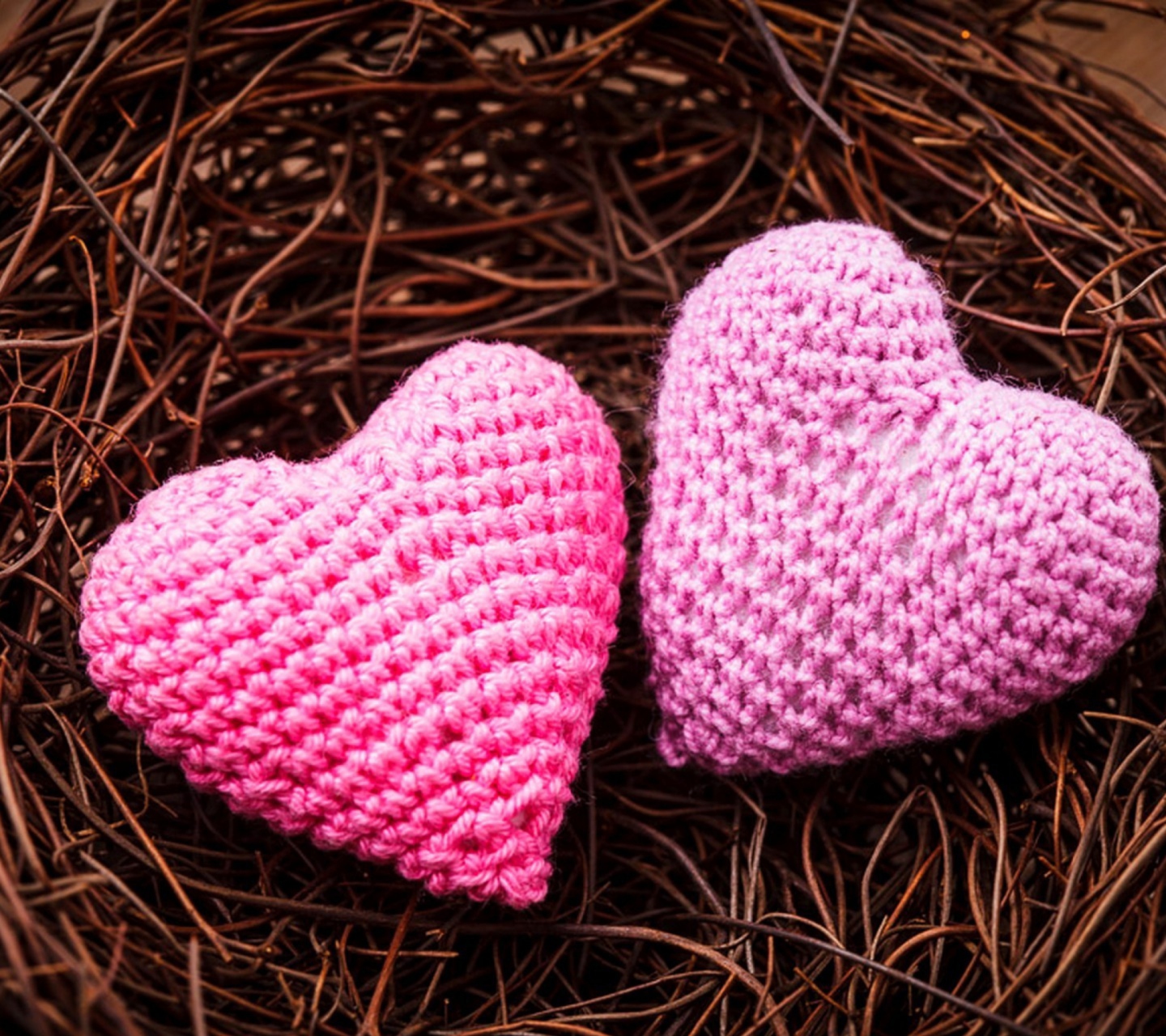 Sfondi Knitted Pink Heart 1440x1280