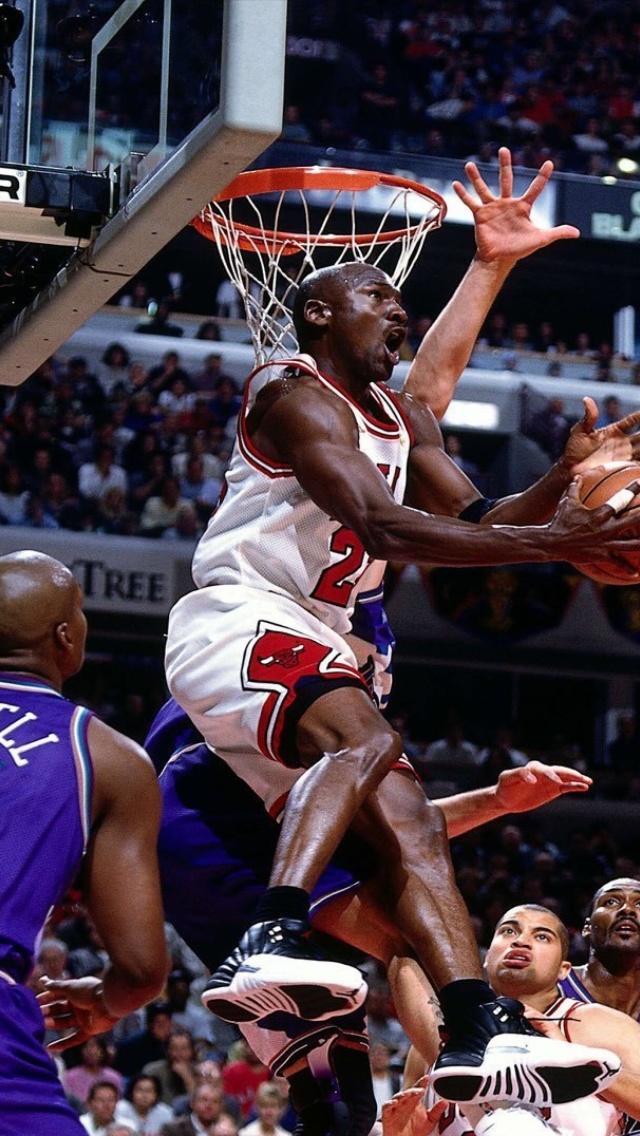 Das Michael Jordan Goal Wallpaper 640x1136
