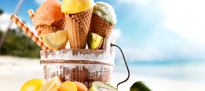 Das Meltdown Ice Cream on Beach Wallpaper 720x320