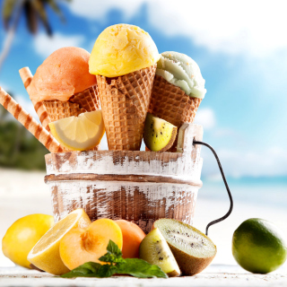 Kostenloses Meltdown Ice Cream on Beach Wallpaper für iPad 3