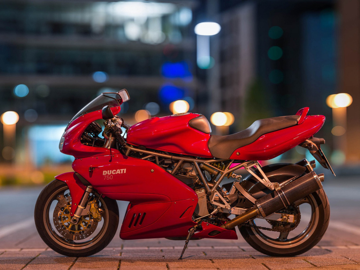 Fondo de pantalla Ducati 750 SS 1400x1050