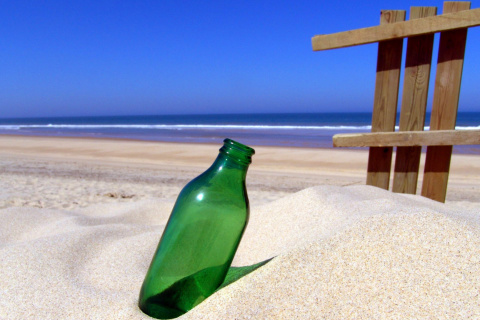 Das Bottle Beach Wallpaper 480x320