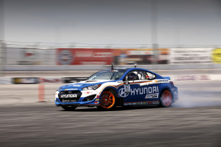Hyundai Genesis Coupe Race Cars - Obrázkek zdarma pro 1080x960