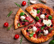 Обои Pizza with mushrooms and olives 176x144