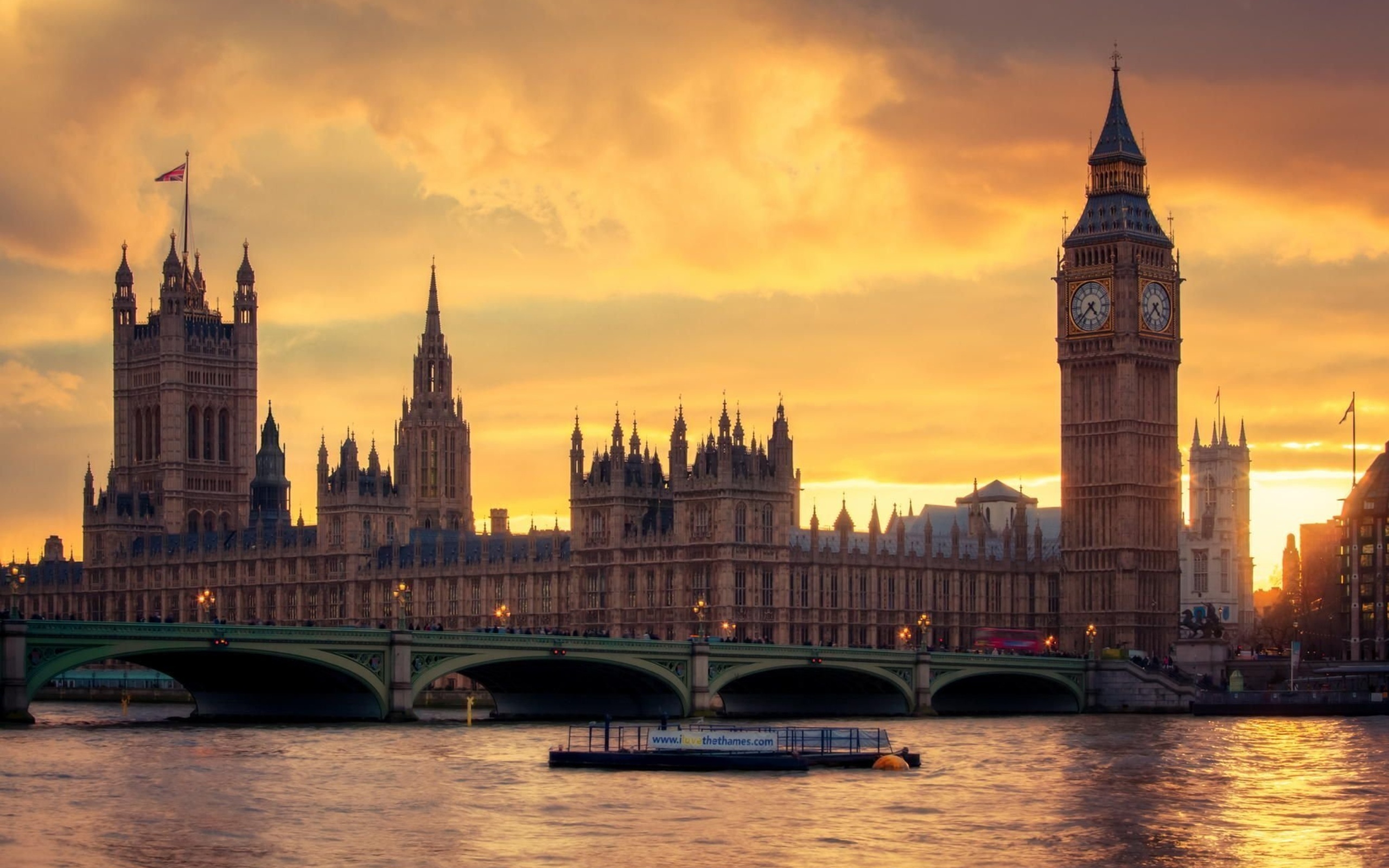 Palace of Westminster wallpaper 2560x1600