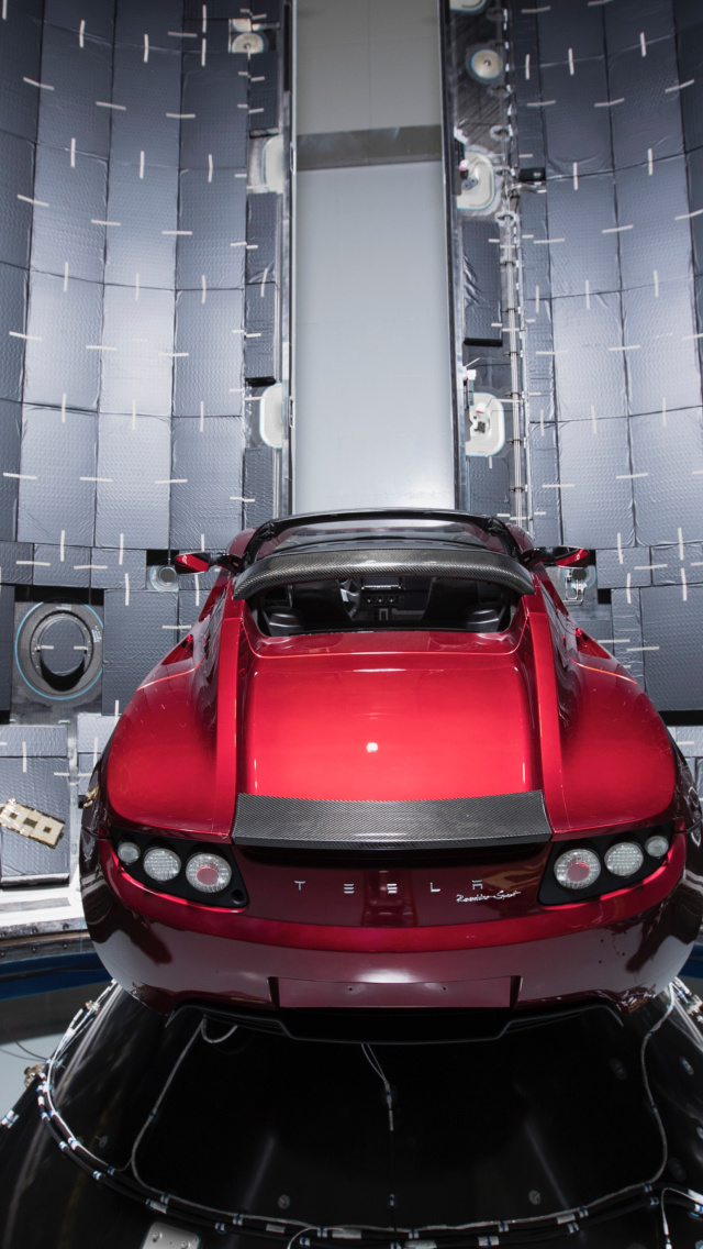 SpaceX Starman Tesla Roadster wallpaper 640x1136
