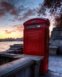 Screenshot №1 pro téma England Phone Booth in London 128x160