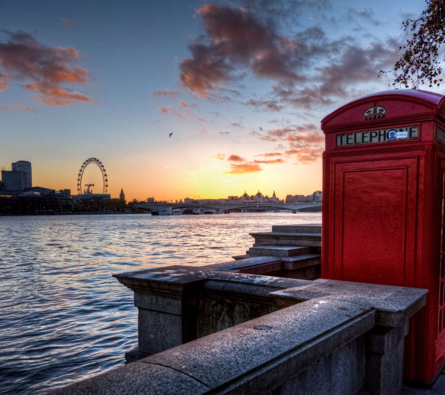 Das England Phone Booth in London Wallpaper 1440x1280