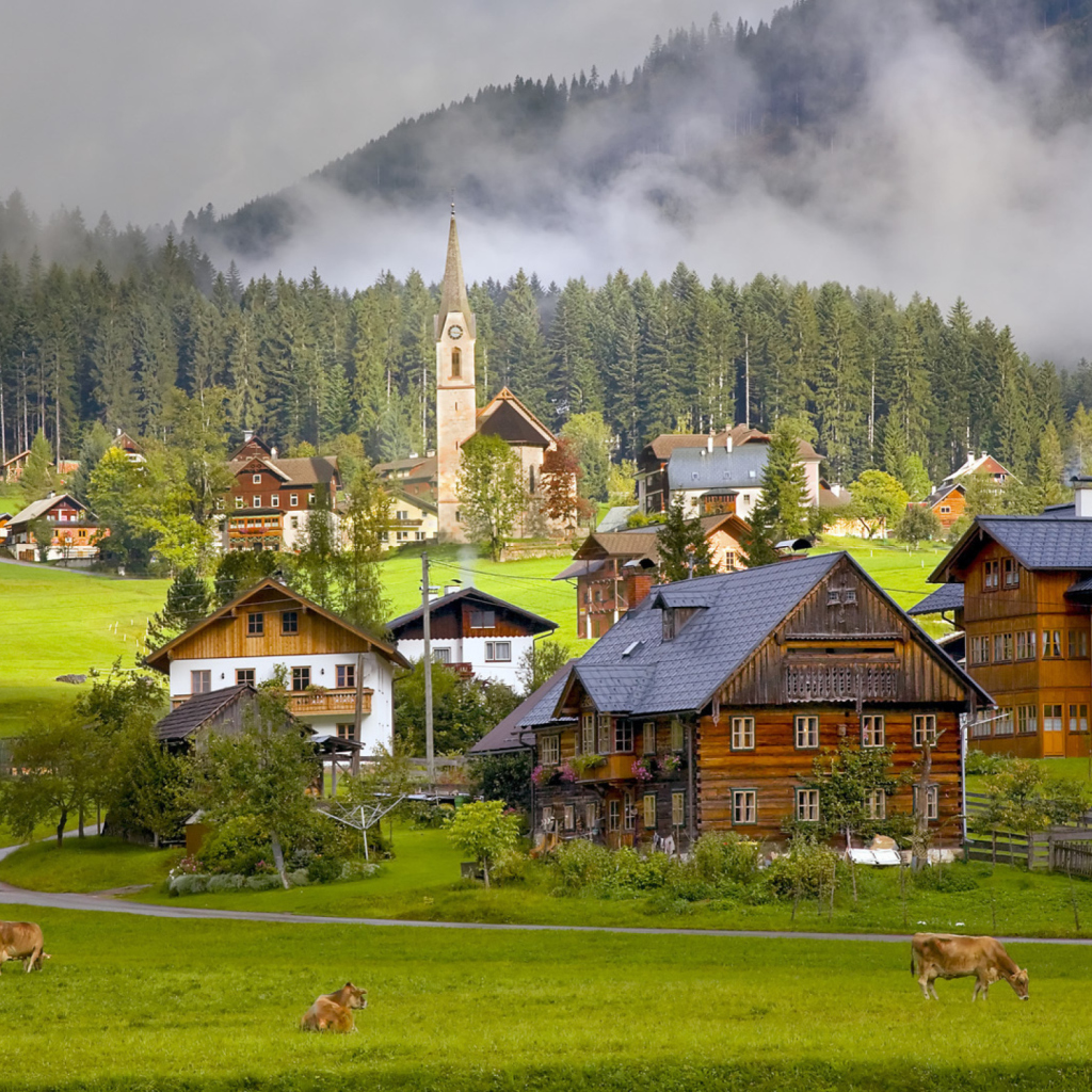 Обои Gosau Village - Austria 1024x1024