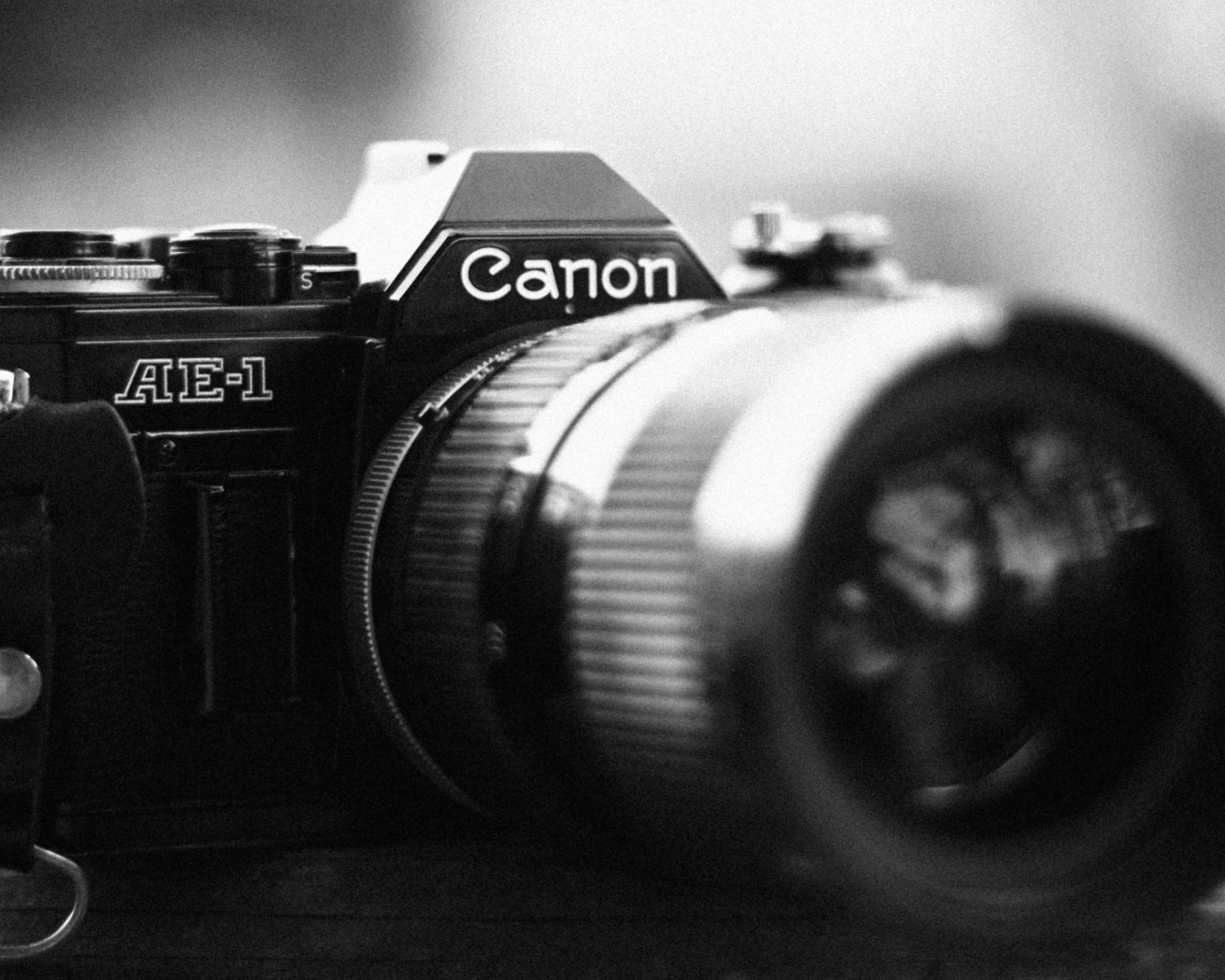Ae-1 Canon Camera wallpaper 1600x1280