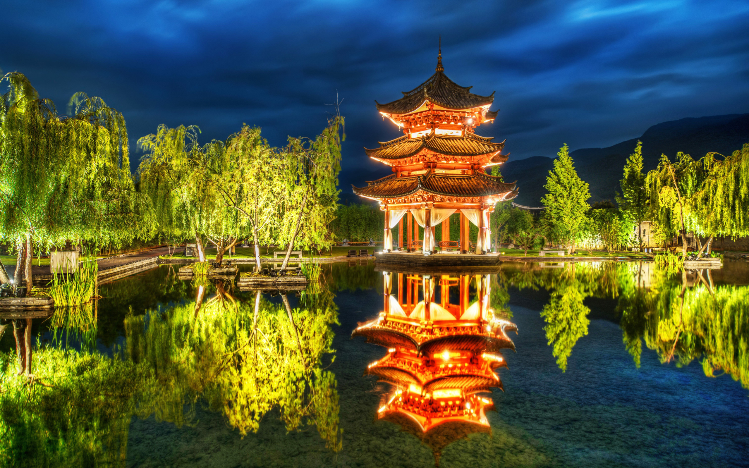 Chinese Pagoda HD wallpaper 2560x1600