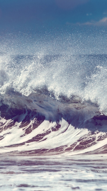 Fondo de pantalla Strong Ocean Waves 360x640
