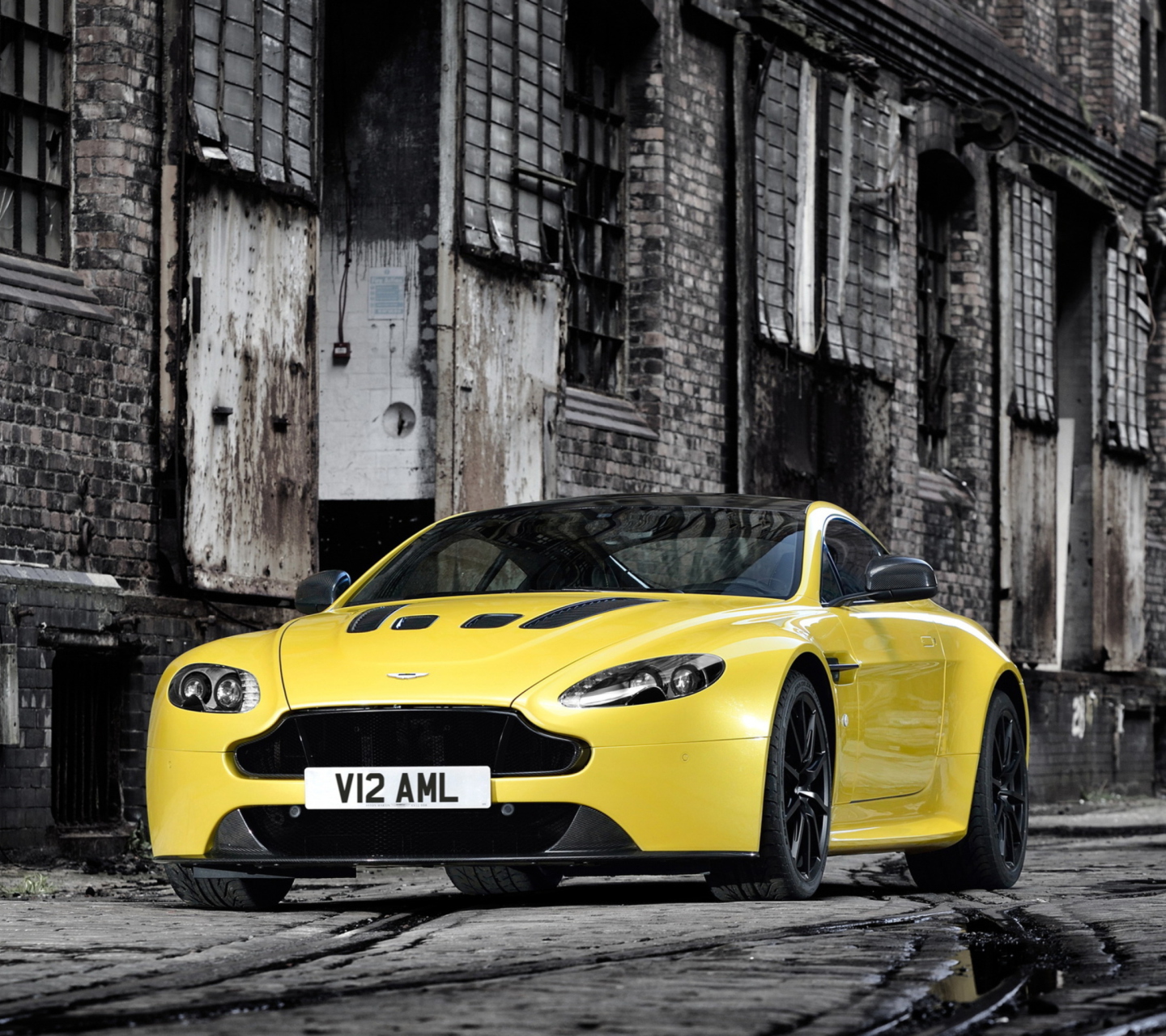 Das Aston Martin Wallpaper 1440x1280