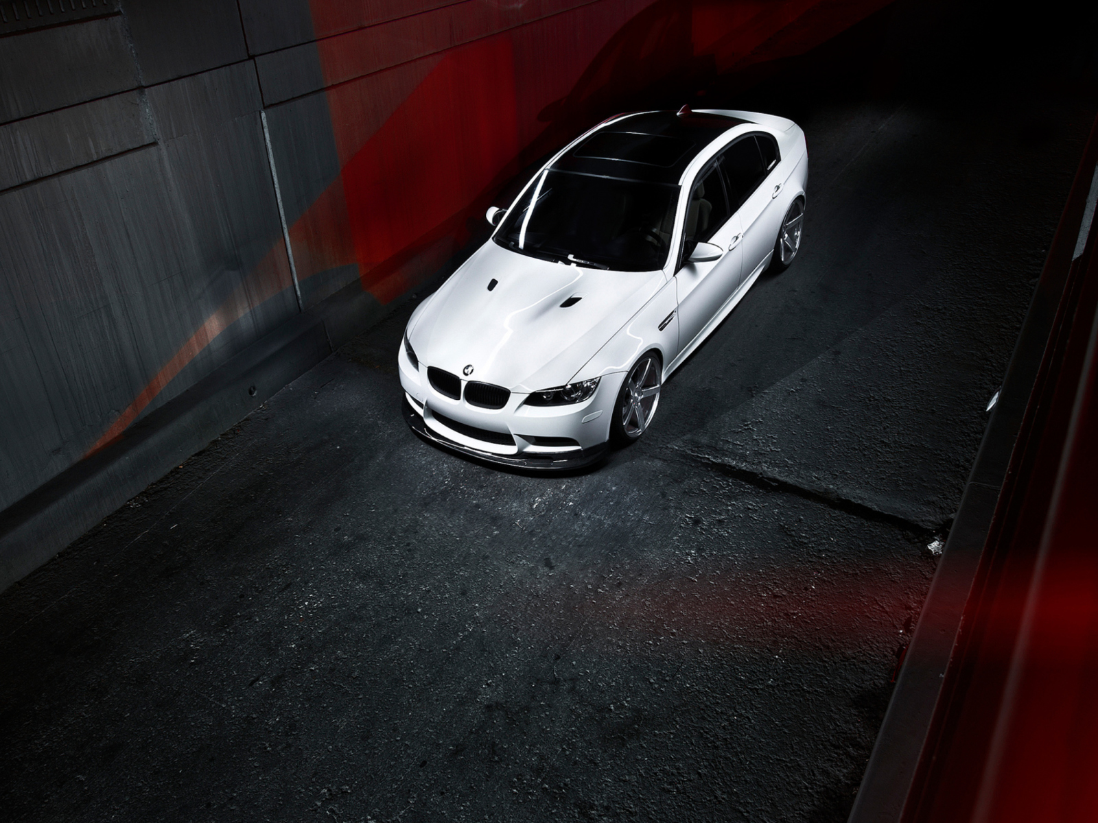 Screenshot №1 pro téma BMW 5 Series 1600x1200