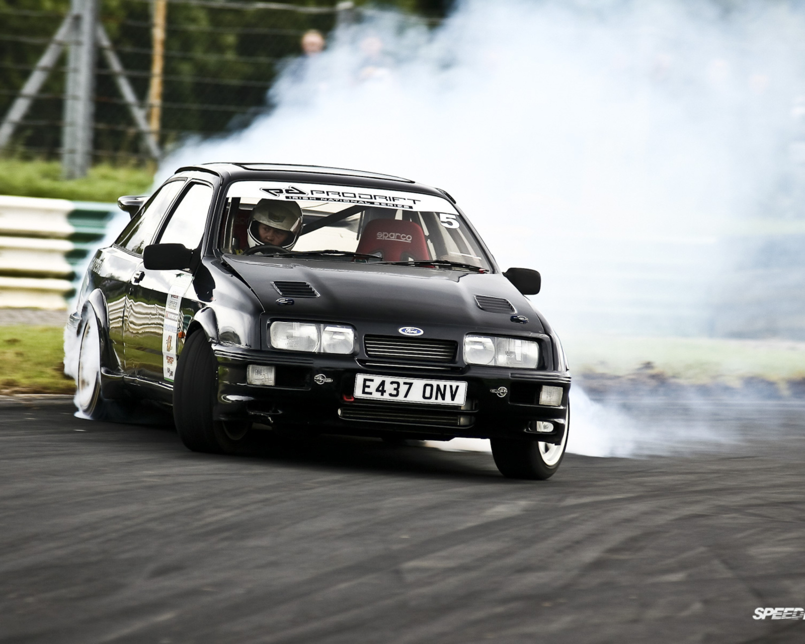 Das Ford Sierra Wallpaper 1600x1280