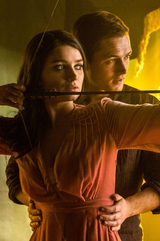 Sfondi Robin Hood with Taron Egerton and Eve Hewson 320x480