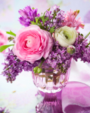 Fondo de pantalla Ranunkulyus And Lilac Bouquet 128x160