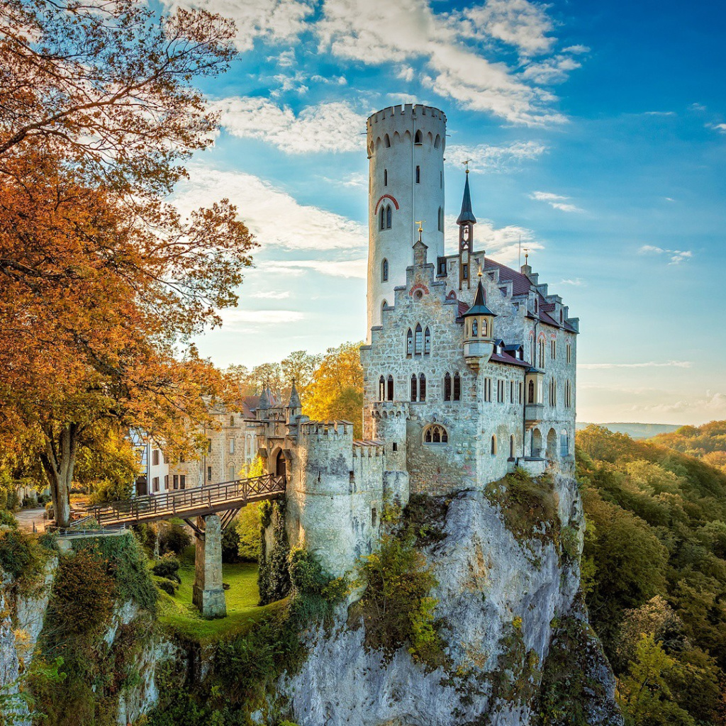 Fondo de pantalla Lichtenstein Castle in Wurttemberg 1024x1024
