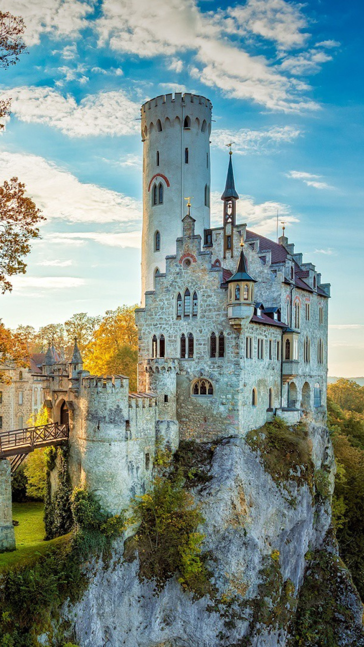 Fondo de pantalla Lichtenstein Castle in Wurttemberg 750x1334