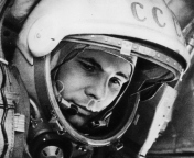 Screenshot №1 pro téma Yuri Gagarin First Austronaut 176x144
