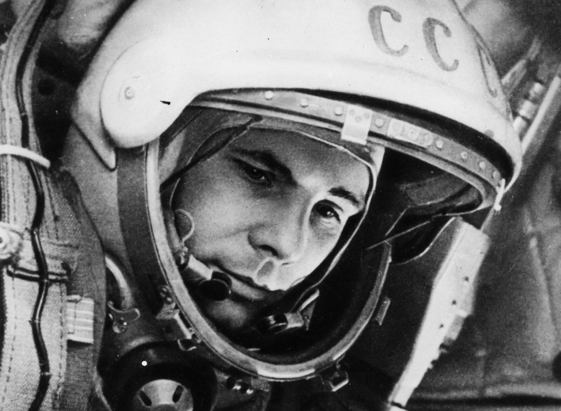 Screenshot №1 pro téma Yuri Gagarin First Austronaut 1920x1408