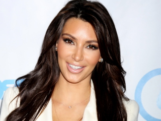 Fondo de pantalla Kim Kardashian 320x240