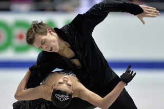 Free Figure skating Grand Prix Picture for Android, iPhone and iPad