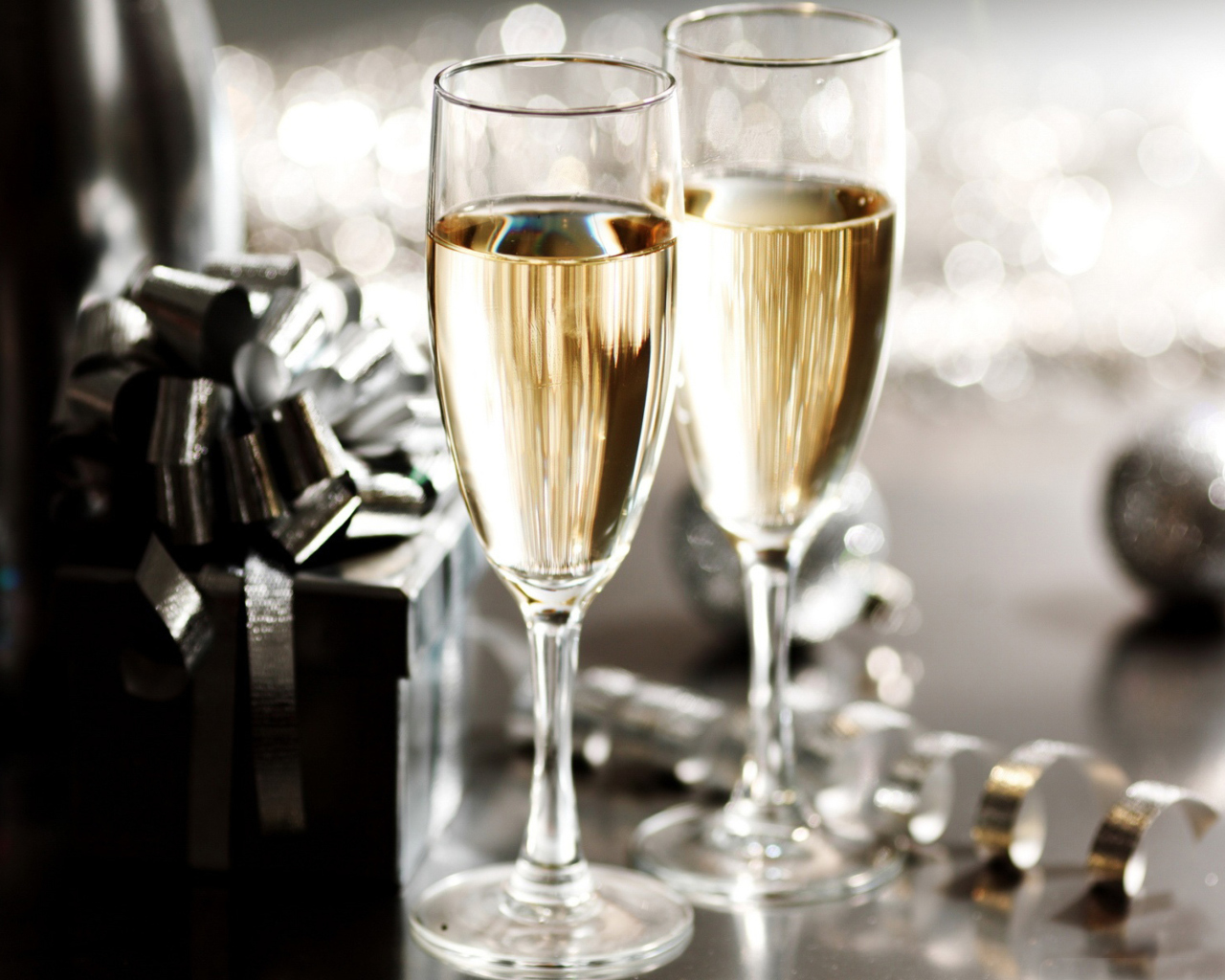 Sfondi New Years Eve Champagne 1280x1024