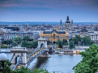 Screenshot №1 pro téma Budapest Pest Embankment 320x240