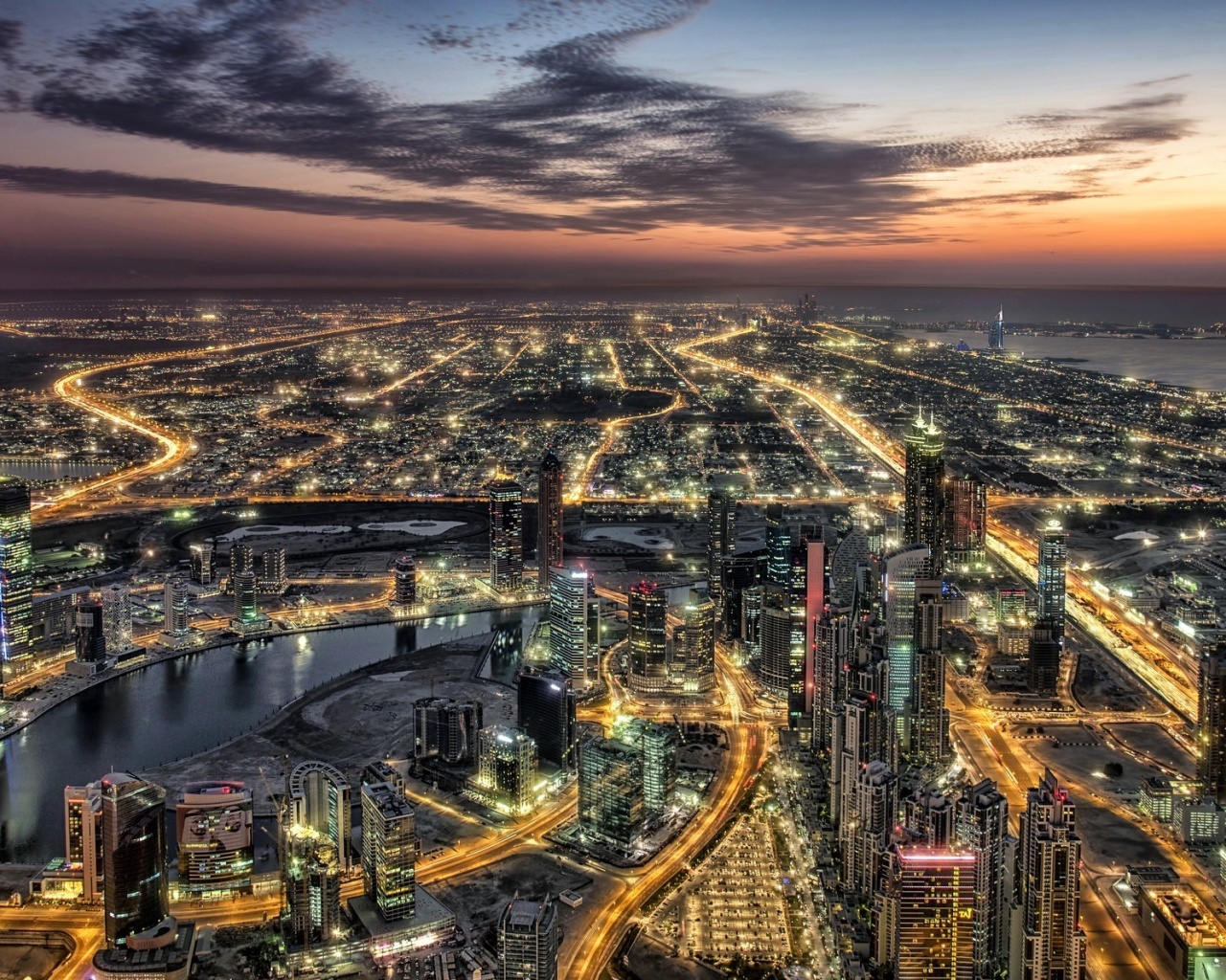 Das Dubai Night City Tour in Emirates Wallpaper 1280x1024