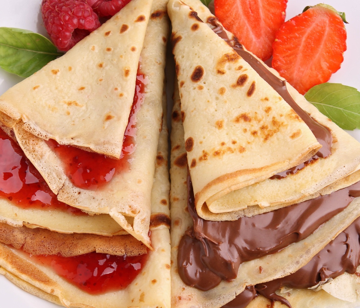 Обои Most delicious pancakes with jam 1200x1024