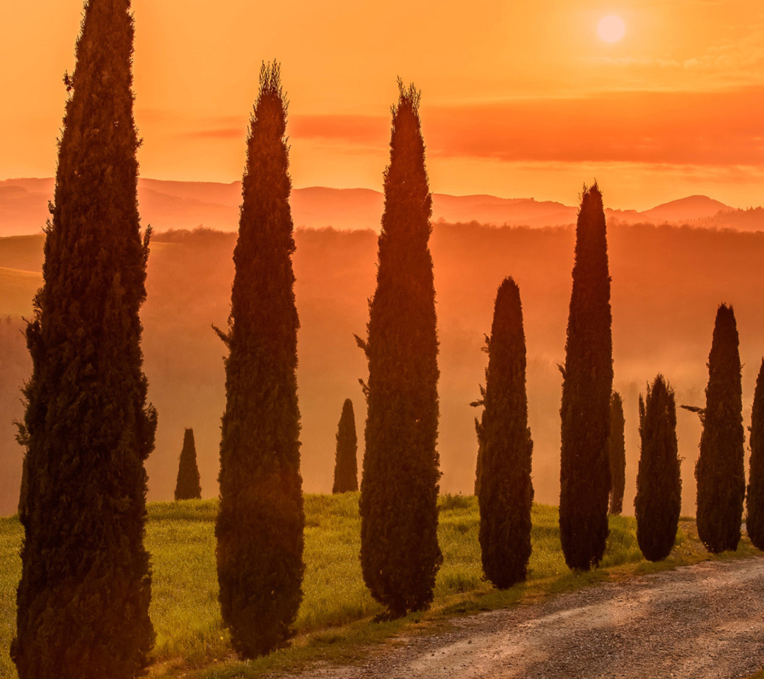 Das Tuscany Valley Autumn Wallpaper 1080x960