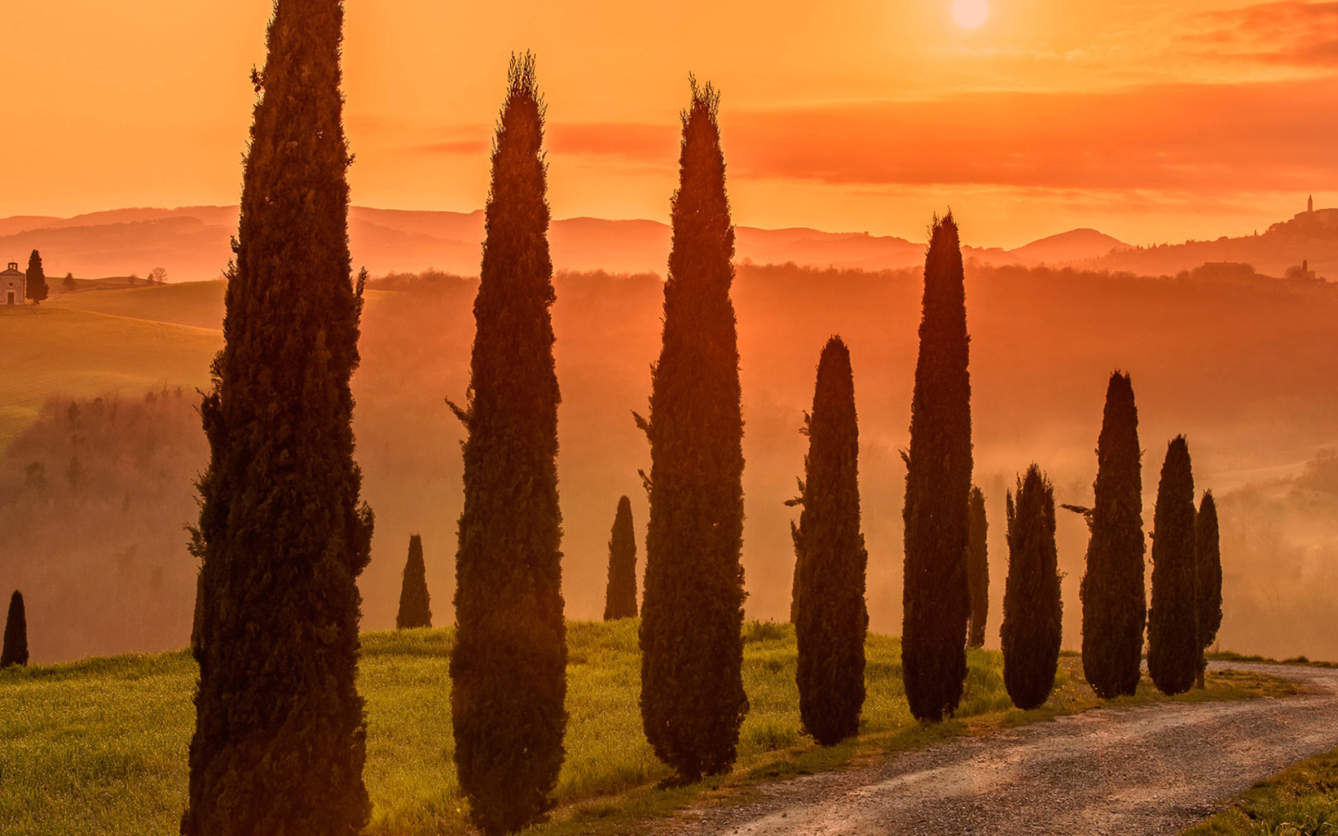 Обои Tuscany Valley Autumn 1920x1200