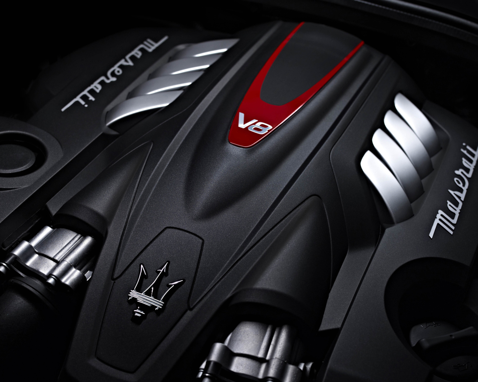 Sfondi Maserati Engine V8 1600x1280